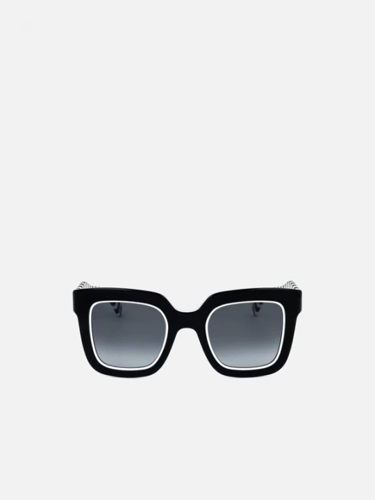 Foto van product Carolina Herrera Zonnebril 'Carolina Herrera HER 0087 / S Black white / 25 / 145 Women Sunglasses' zwart