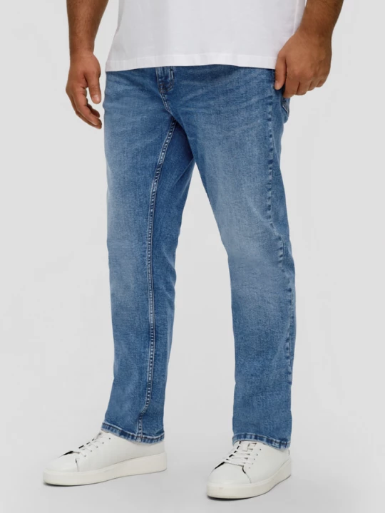 Foto van product Casby jeans / Relaxed Fit / Halfhoog / Rechte pijp s.Oliver blauw