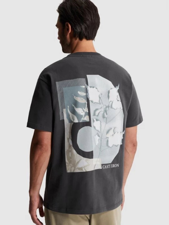 Foto van product CAST IRON Shirt 'T-shirt in jersey with off-placed logo' donkergrijs