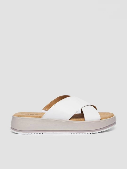 Foto van product Casual leren slippers met plateauzool s.Oliver wit