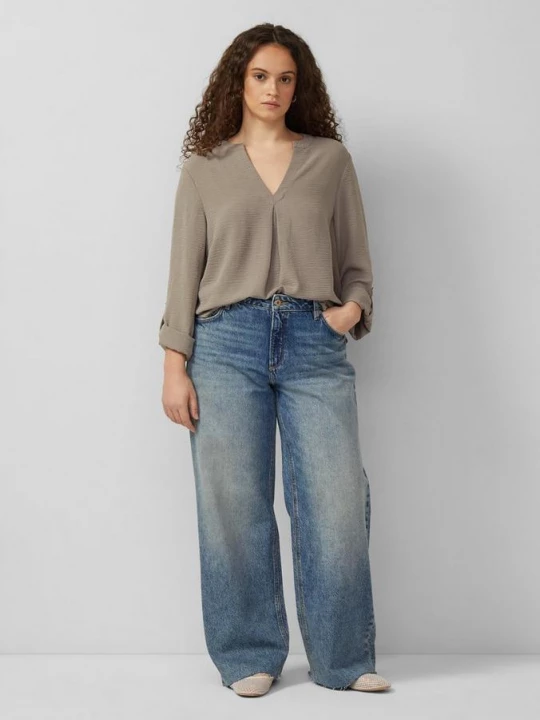 Foto van product Catie jeans / Slim Fit / Halfhoog / Wijde pijpen QS blauw