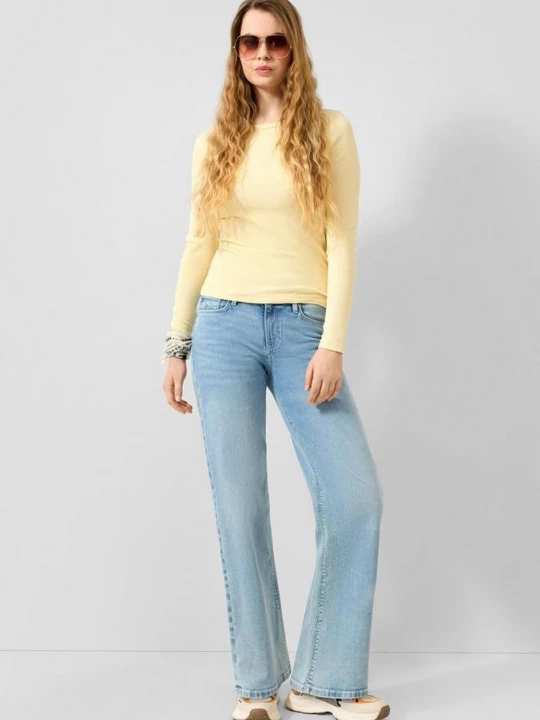 Foto van product Catie jeans / Slim Fit / Halfhoog / Wijde pijpen / Superstretch QS blauw