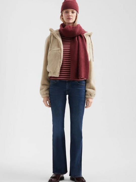 Foto van product Catie jeans / Slim Fit / Mid Rise / Bootcut Pijp QS blauw