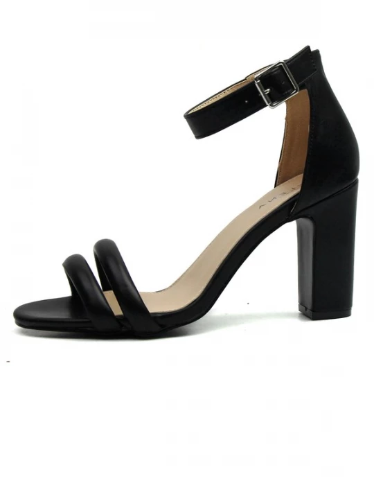 Foto van product Celena Sandalen met riem 'Chelsie' zwart