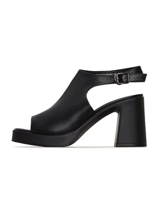 Foto van product CESARE GASPARI Slingpumps zwart