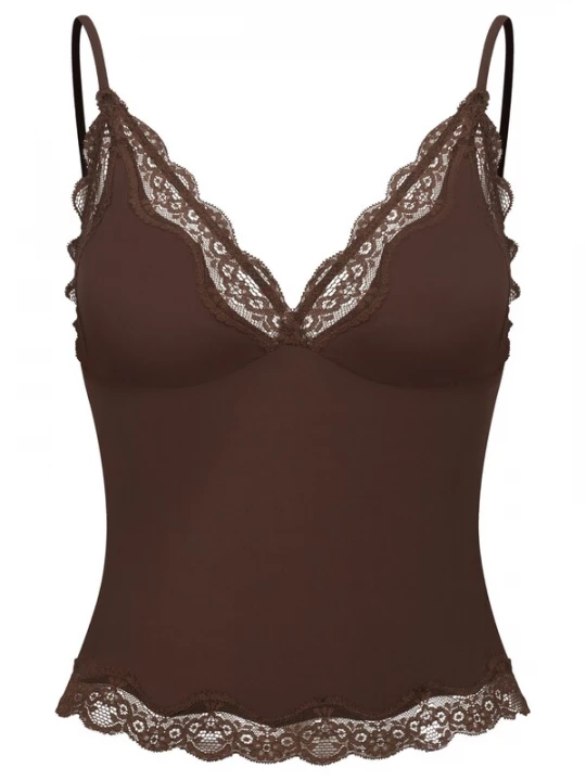 Foto van product cfab Top 'Deep Neck Lace Top' bruin
