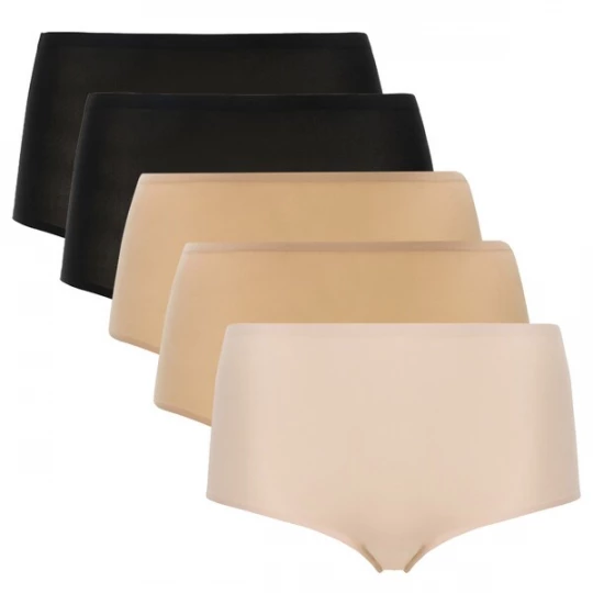 Foto van product Chantelle Broekje crème / nude / zwart
