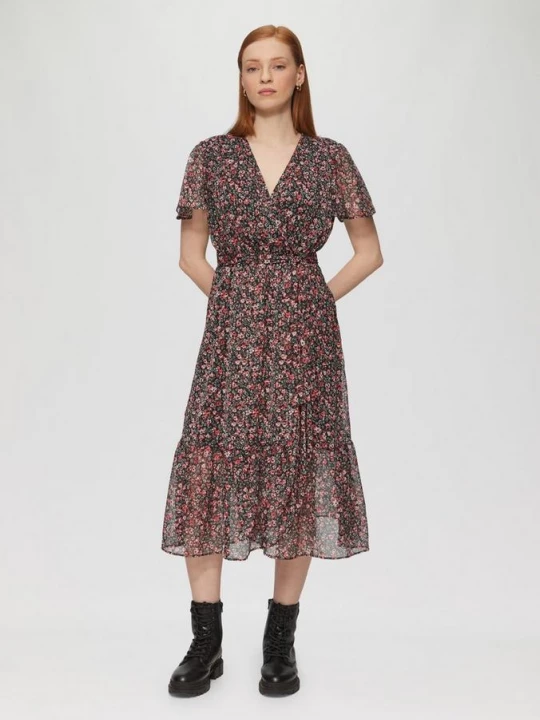 Foto van product Chiffon jurk in een wikkel-look met een all-over print QS