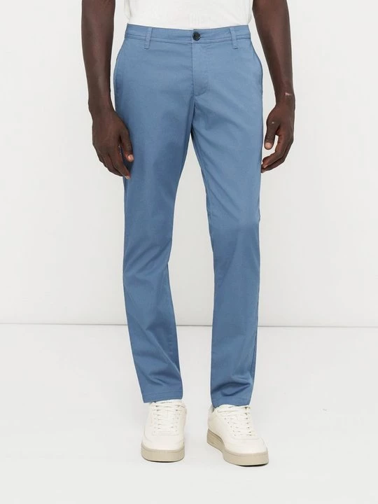 Foto van product Chino Armani Exchange lichtblauw