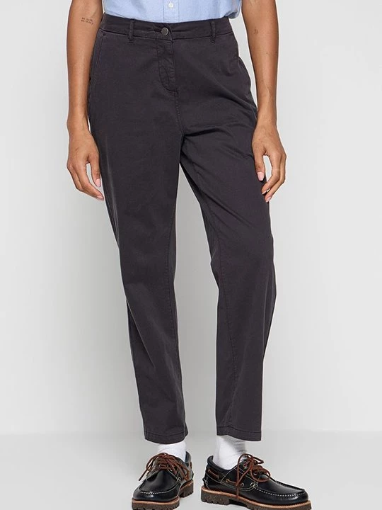 Foto van product Chino Barbour donkerblauw