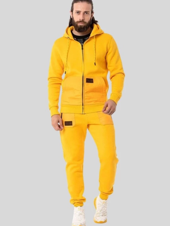 Foto van product CIPO & BAXX Joggingpak geel
