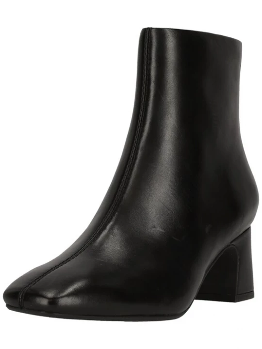 Foto van product CLARKS Enkellaarsjes 'Fernie Zip' zwart