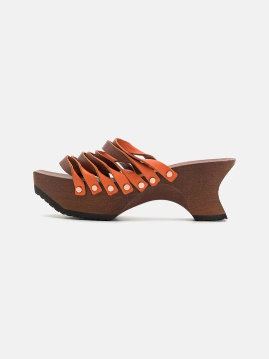 Foto van product Clogs ECKHAUS LATTA bruin