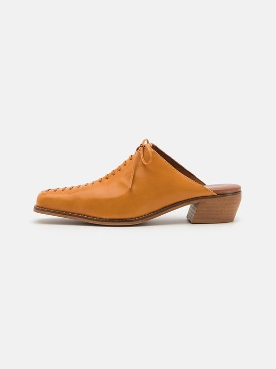 Foto van product Clogs Holzweiler camel