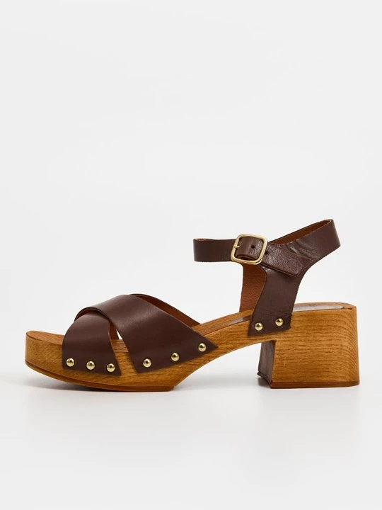 Foto van product Clogs Jonak bruin