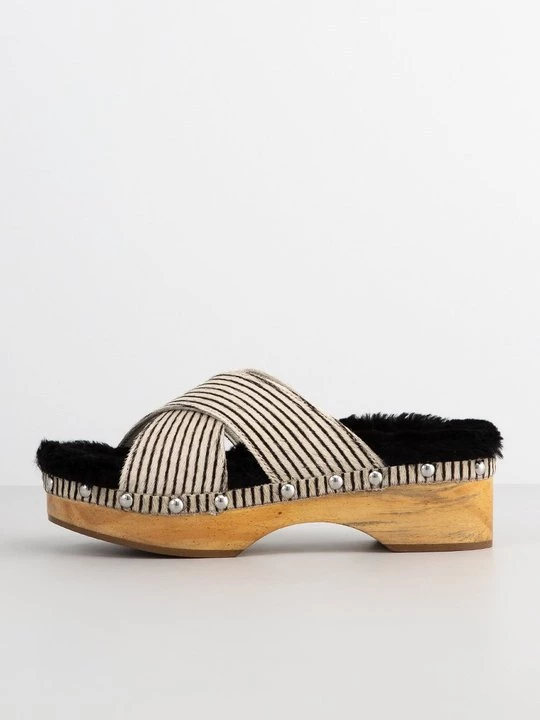 Foto van product Clogs MELVIN & HAMILTON zwart