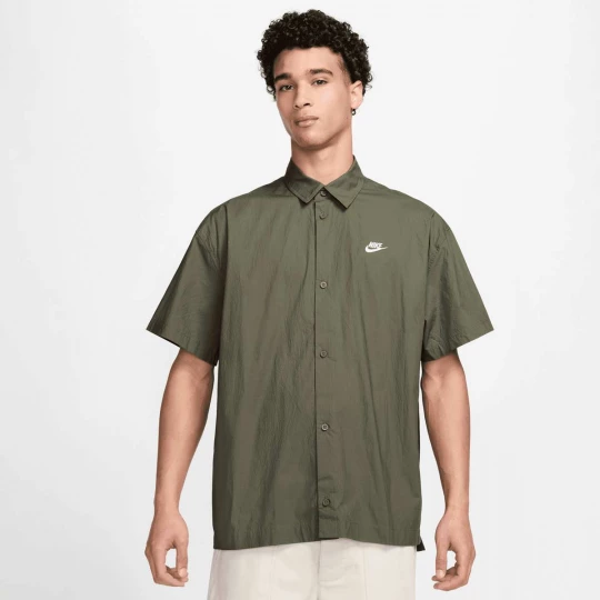 Foto van product Club Shortsleeve Button Oversize Shirt Nike groen
