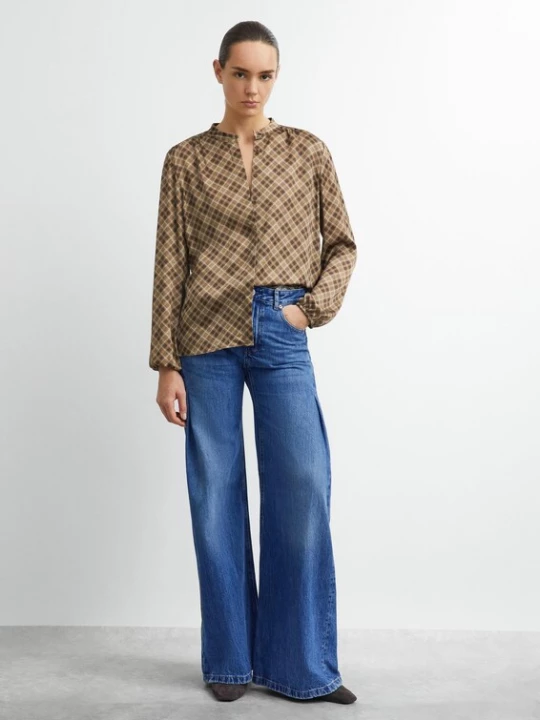 Foto van product COMMA Blouse lichtbeige / bruin / mokka / lichtbruin