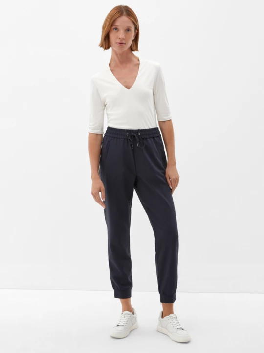 Foto van product Crêpe broek van viscose s.Oliver blauw
