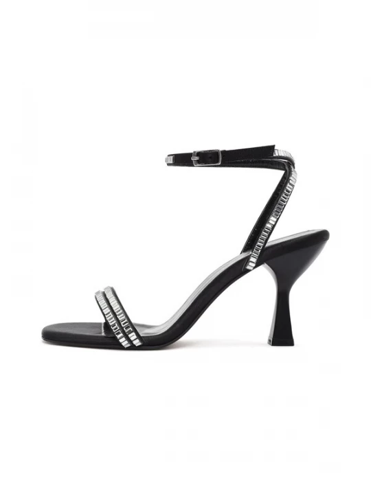 Foto van product Derimod Sandalen met riem zwart / zilver