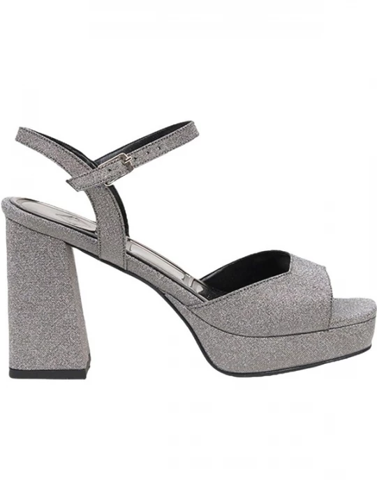 Foto van product Desa Sandalen met riem 'Pumps' grijs