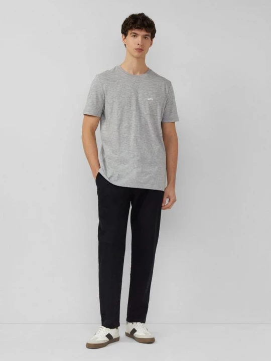 Foto van product Detroit: broek van linnenmix met relaxte pasvorm s.Oliver zwart