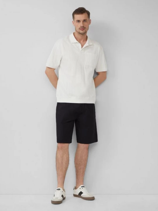 Foto van product Detroit: chinobermuda in een relaxed fit met elastische band s.Oliver zwart