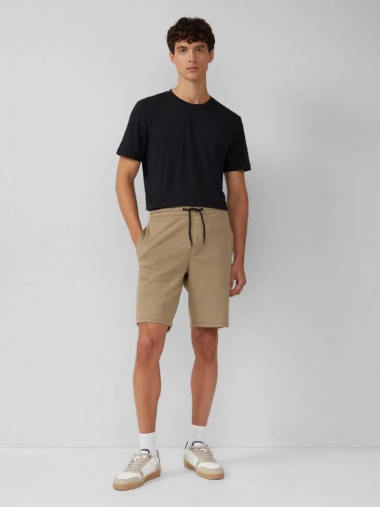 Foto van product Detroit: gestructureerde joggingbermuda met een relaxed fit s.Oliver bruin