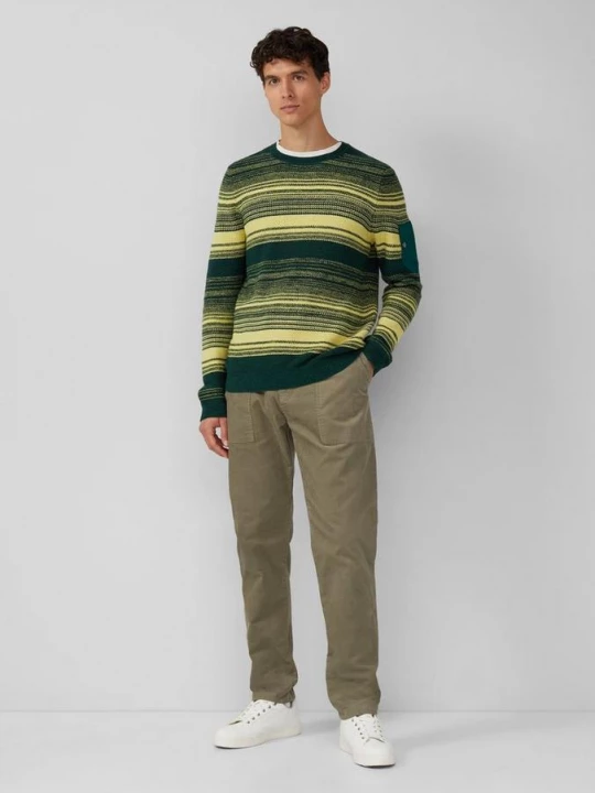 Foto van product Detroit: Relaxed-fit broek van corduroy met trekkoord s.Oliver olijfgroen