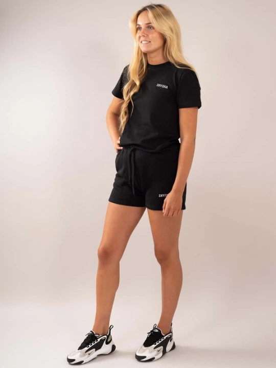 Foto van product Divina Shirt 'Comfy' zwart