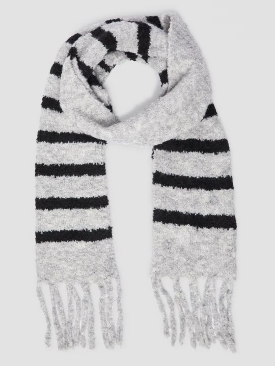 Foto van product Doek van bouclé-knitwear s.Oliver grijs