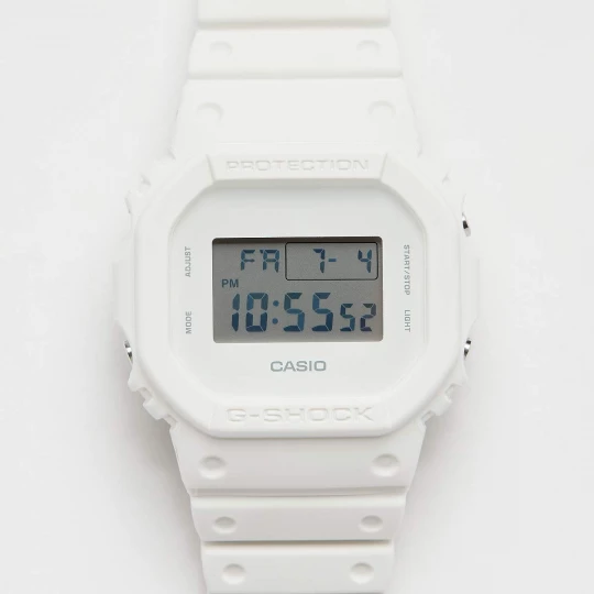 Foto van product DW-5600WW-7ER G-Shock wit
