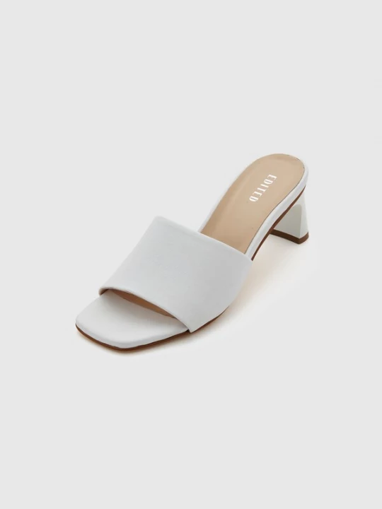 Foto van product EDITED Sandaal 'Remy Heels' wit