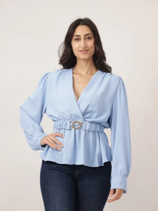 Foto van product Elara Blouse lichtblauw