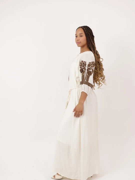Foto van product Elara Blousejurk bruin / wolwit