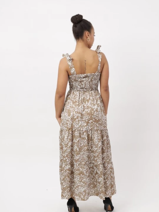 Foto van product Elara Jurk camel / lichtbruin / wit