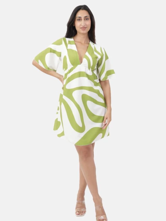 Foto van product Elara Jurk groen / wit