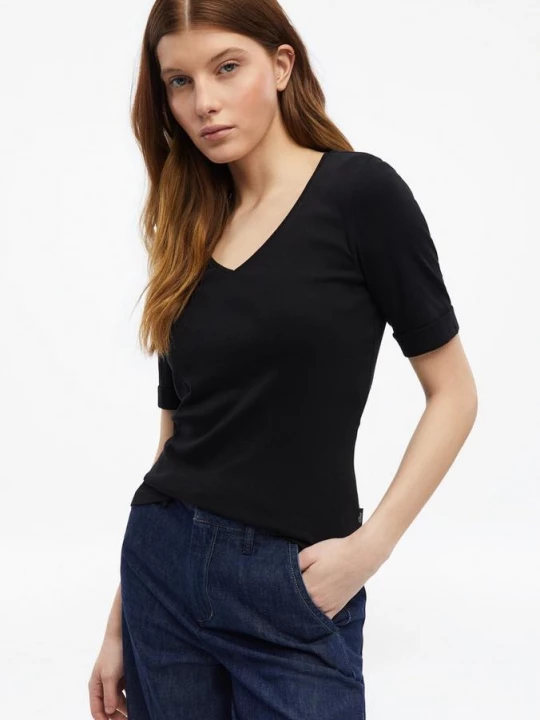 Foto van product Elastisch T-shirt in slanke pasvorm s.Oliver zwart