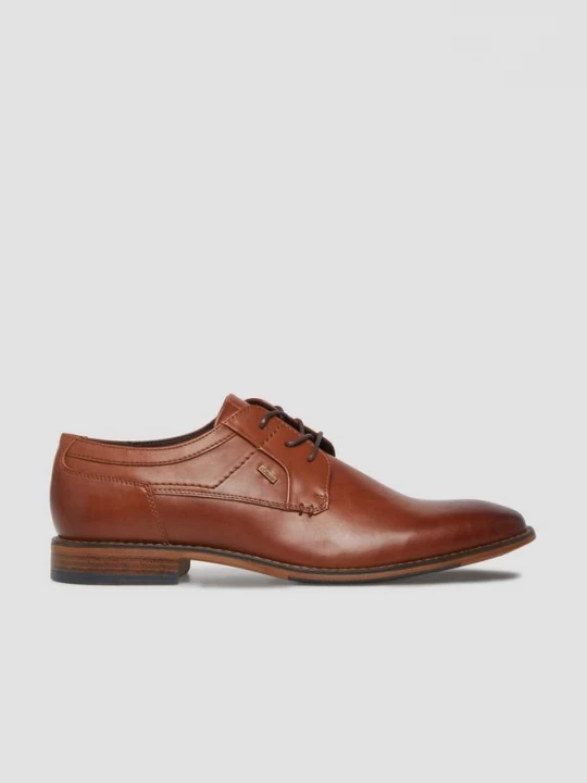 Foto van product Elegante veterschoenen in lederlook s.Oliver bruin