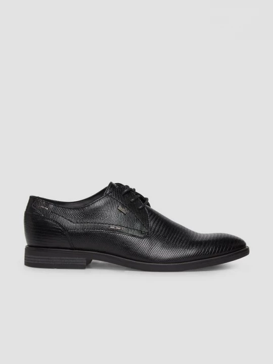Foto van product Elegante veterschoenen in lederlook s.Oliver zwart