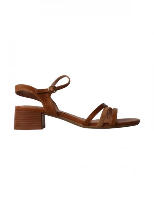 Foto van product Emilie Karston Sandaal 'Luan' camel