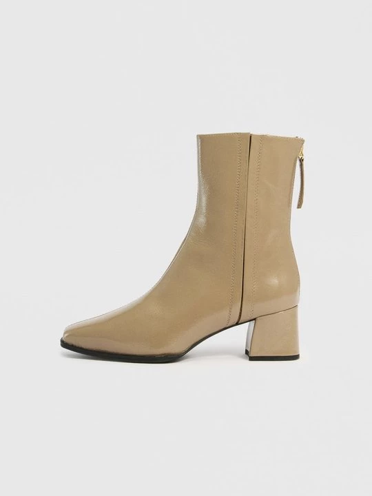 Foto van product Enkelkaarsjes Unisa taupe