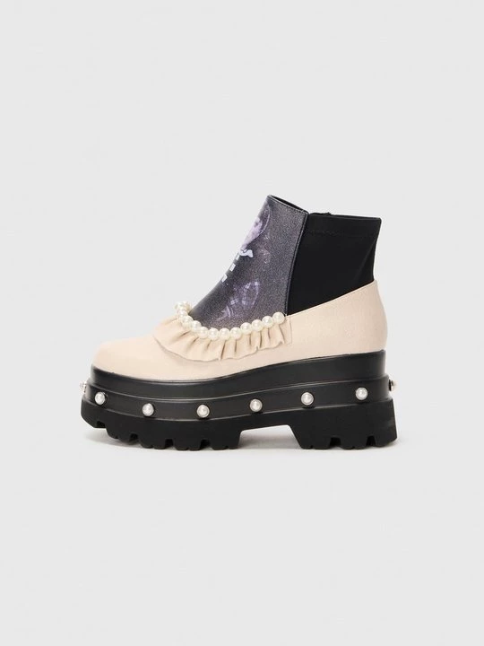 Foto van product Enkellaarsjes met plateauzool Koi Footwear wit