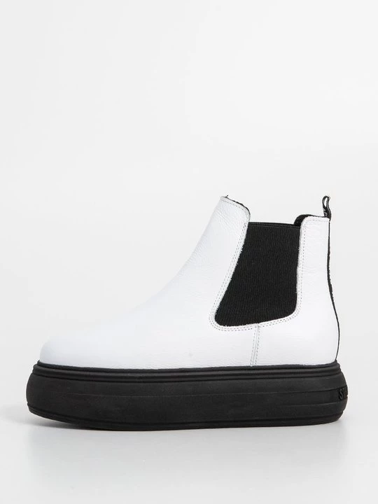 Foto van product Enkellaarsjes met plateauzool Steve Madden wit