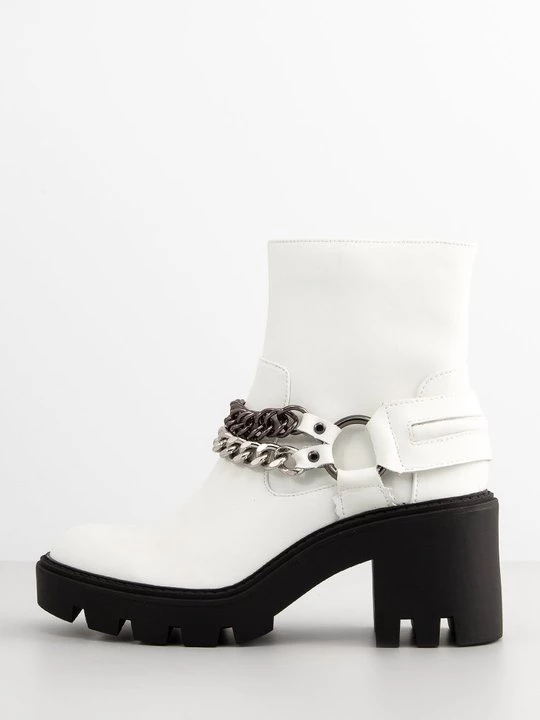 Foto van product Enkellaarsjes met plateauzool Steve Madden wit