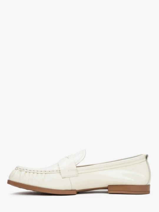 Foto van product Estro Mocassins '2285-6' wit