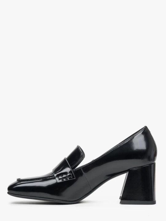 Foto van product Estro Pumps met hoge voorkant '7901-02' zwart