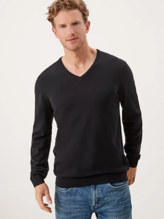 Foto van product Fijn gebreide trui met V-hals s.Oliver zwart