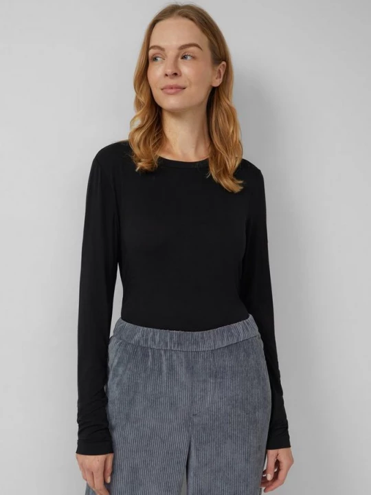 Foto van product Fijne lange mouw van stretchviscose in een slanke pasvorm s.Oliver zwart