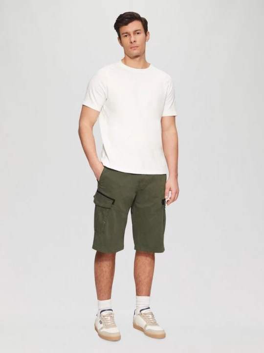 Foto van product File: cargoshort in een relaxed fit s.Oliver olijfgroen